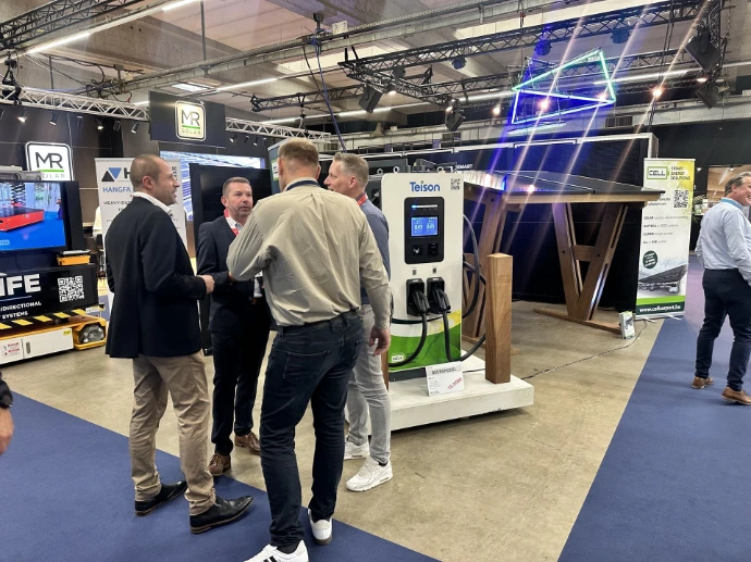 stand van CELL op transport en logistiek